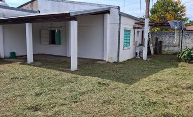 Casa en Zona Sur a 30 mts de Avenida Eva Peron