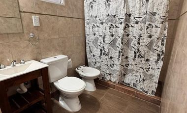 DOS DPTOS.  EN VENTA SOBRE EL MISMO TERRENO