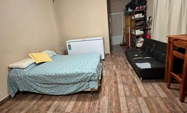 DOS DPTOS.  EN VENTA SOBRE EL MISMO TERRENO