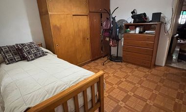 CASA EN VENTA 3 DORM. CON PILETA EN VILLA NUEVA