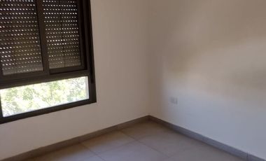 VENTA DPTO 2 DORM C/COCHERA B° LAMADRID V. MARÍA