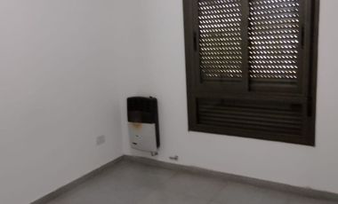 VENTA DPTO 2 DORM C/COCHERA B° LAMADRID V. MARÍA