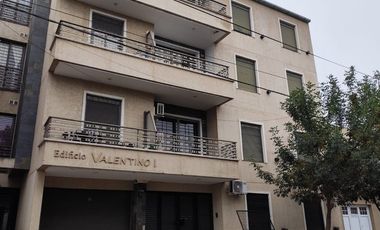 VENTA DPTO 2 DORM C/COCHERA B° LAMADRID V. MARÍA