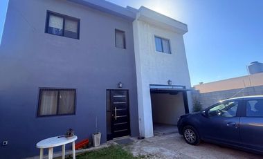 Casa 4 ambiente en venta en Sicardi con pileta