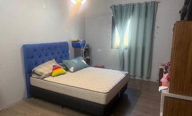 Casa 4 ambiente en venta en Sicardi con pileta
