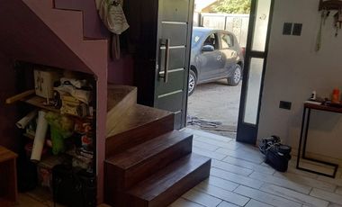 Casa 4 ambiente en venta en Sicardi con pileta