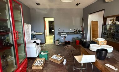 VENTA Salon de usos multiples, Renta activa.