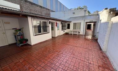Casona - Lote de 8,66 x 57 mts. - Ideal Inversor