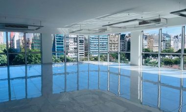 Oficinas con vistas abiertas en Carlos Pellegrini