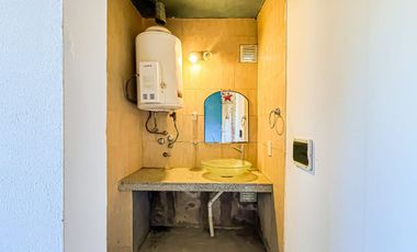 CASA EN VENTA DE 2 DORMITORIOS EN SICARDI