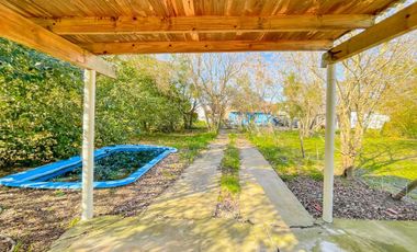 CASA EN VENTA DE 2 DORMITORIOS EN SICARDI