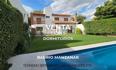 VENTA CASA 5 DORMITORIOS CON PILETA  B°MANZANAR