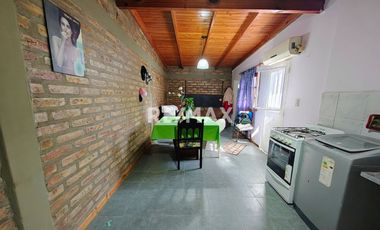 CASA EN VENTA CON QUINCHO + DEPTO - CATRIEL