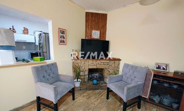 CASA EN VENTA CON QUINCHO + DEPTO - CATRIEL