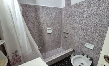 VENTA CASA 3 AMB, COCHERA QUINCHO TERRAZA