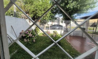 VENTA CASA 3 AMB, COCHERA QUINCHO TERRAZA