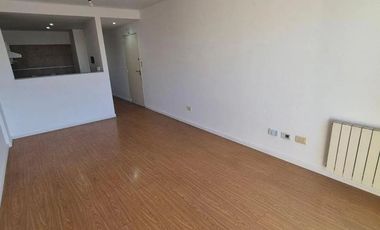 Dpto  2 amb Fte c/balcón en venta Lomas centro