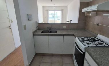 Dpto  2 amb Fte c/balcón en venta Lomas centro