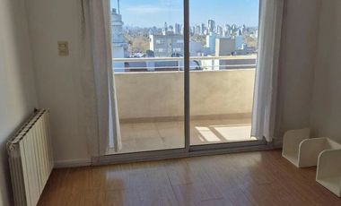 Dpto  2 amb Fte c/balcón en venta Lomas centro