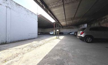 ALQUILER GALPÓN + LOCALES DE 907m² Av. H.Yrigoyen