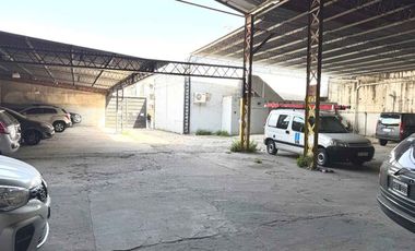 ALQUILER GALPÓN + LOCALES DE 907m² Av. H.Yrigoyen
