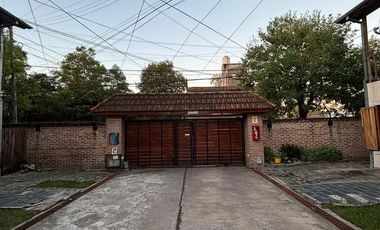 VENTA DUPLEX 3 AMB EN COMPLEJO CERRADO CON PATIO