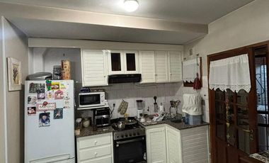 VENTA DUPLEX 3 AMB EN COMPLEJO CERRADO CON PATIO