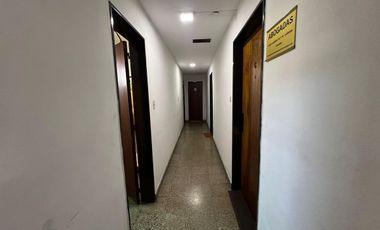 VENTA OFICINA 46M2 CENTRO DE CASERO -OPORTUNIDAD-