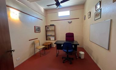 VENTA OFICINA 46M2 CENTRO DE CASERO -OPORTUNIDAD-