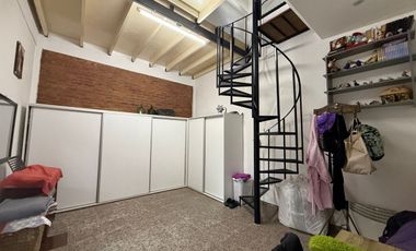 Venta casa 3 amb. William Morris cochera quincho