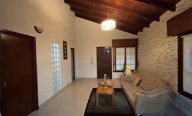 CASA EN VENTA EN BRAGADO