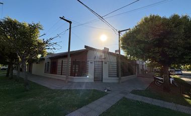 CASA EN VENTA EN BRAGADO