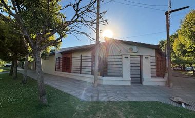 CASA EN VENTA EN BRAGADO