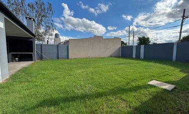 CASA EN VENTA EN BRAGADO