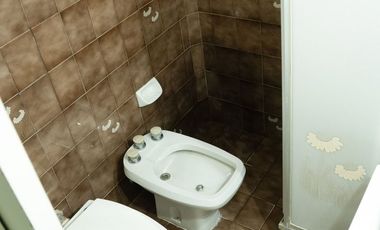VENTA CASA MULTIFAMILIAR - Zona Villa Adelina