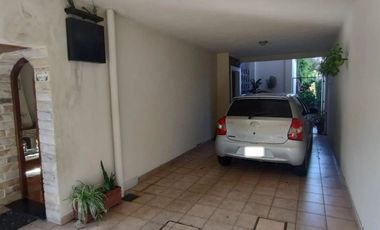 VENTA CASA MULTIFAMILIAR - Zona Villa Adelina