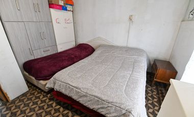 VENDE CASONA 3 DORMITORIOS SAN EDUARDO