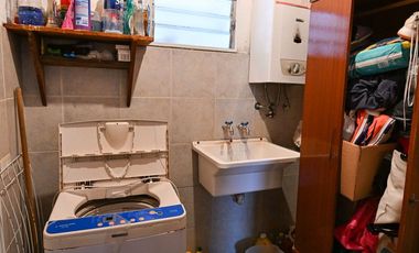 VENDE CASONA 3 DORMITORIOS SAN EDUARDO