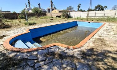 VENTA EXCELENTE 2 PROPIEDADES A RECICLAR EN CARMEN