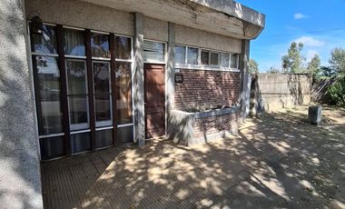 VENTA EXCELENTE 2 PROPIEDADES A RECICLAR EN CARMEN