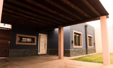 CASA EN BARRIO PRIVADO RAICES DEL VALLE, TUNUYÁN