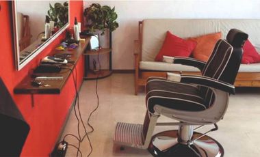 MAGNÍFICA CASA ESQUINA  CON LOCAL - LA CONSULTA
