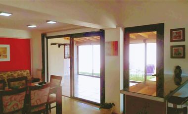 MAGNÍFICA CASA ESQUINA  CON LOCAL - LA CONSULTA