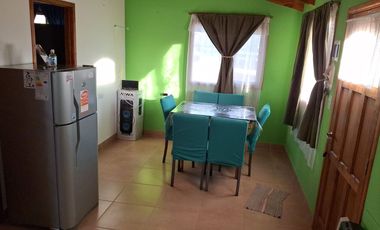 HERMOSA CASA EN TOLHUIN