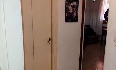 CASA 4 AMBIENTES + DEPARTAMENTO EN BELLA VISTA