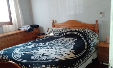 CASA 4 AMBIENTES + DEPARTAMENTO EN BELLA VISTA