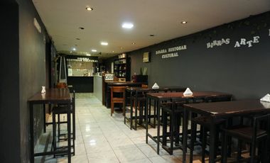 Venta Vivienda + Locales Comerciales + Bar equipad