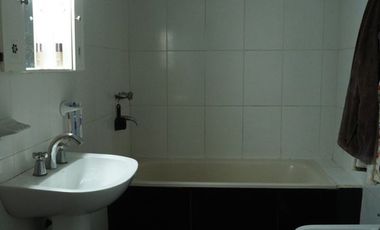 Venta Vivienda + Locales Comerciales + Bar equipad