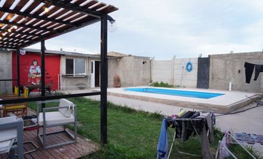 Venta Vivienda + Locales Comerciales + Bar equipad