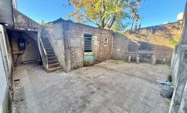 Casa en venta Caseros centro